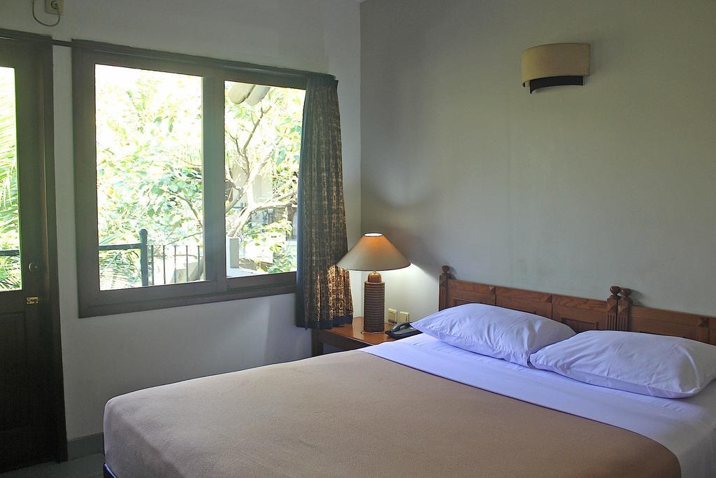 Hotel Winotosastro Garden Jogjacarta Exterior foto